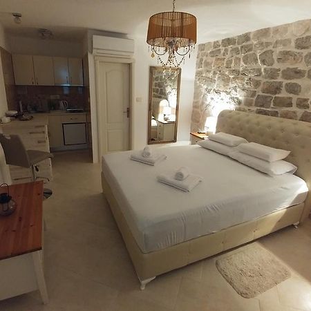 Bella Vista Zmukic Apartment Perast Exterior photo